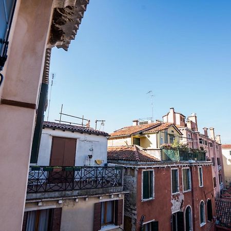 Specchieri Apartment Venesia Bagian luar foto